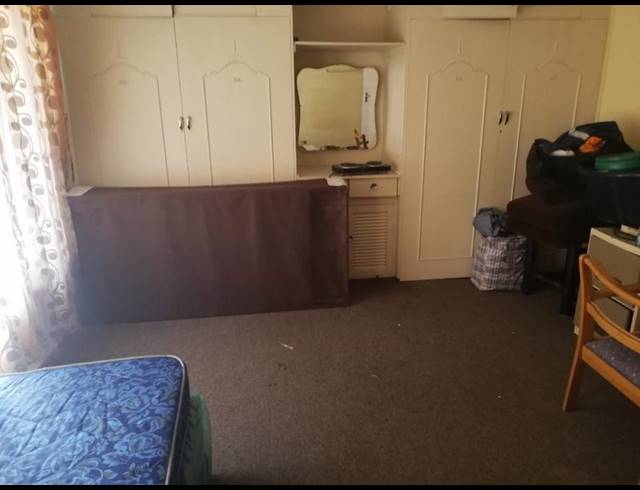 16 BEDROOM HOUSE FOR SALE IN UNIVERSITAS